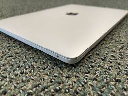 MacBook Pro 13" — Apple M1